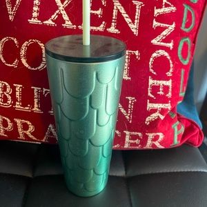Green Starbucks Cup, Mermaid Detailing